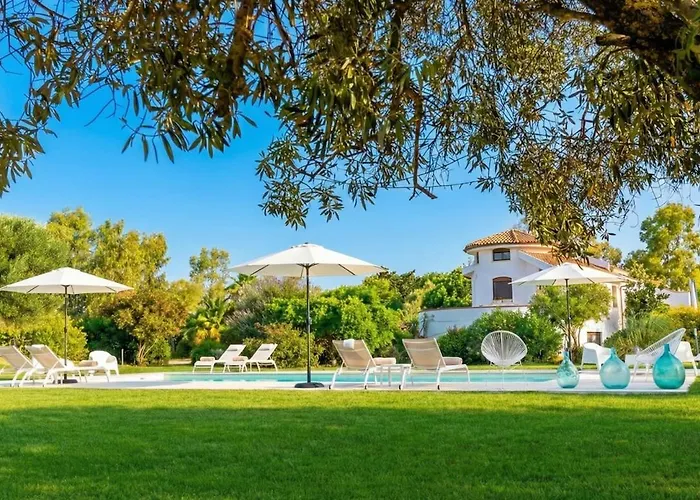 Villa Clicksardegna Con Piscina Privata Vicino Ai Campi Di Padel