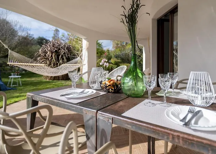 Villa Clicksardegna Con Piscina Privata Vicino Ai Campi Di Padel