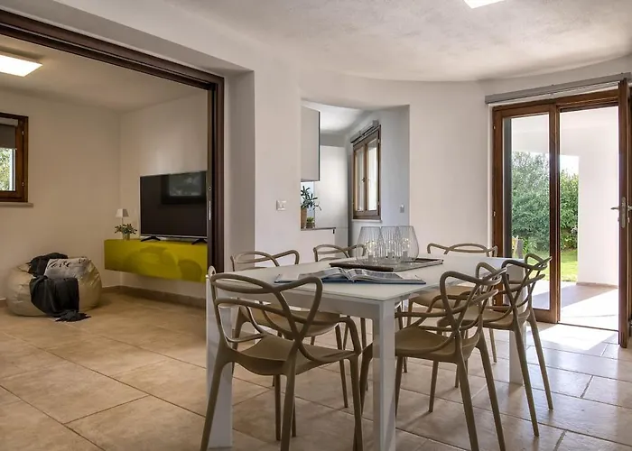 Clicksardegna Con Piscina Privata Vicino Ai Campi Di Padel Villa